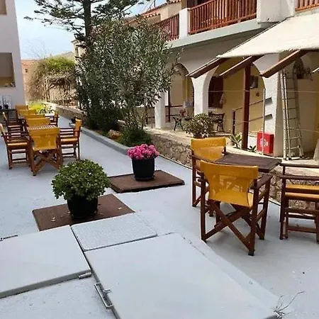 Ξενοδοχείο Marialena 2*